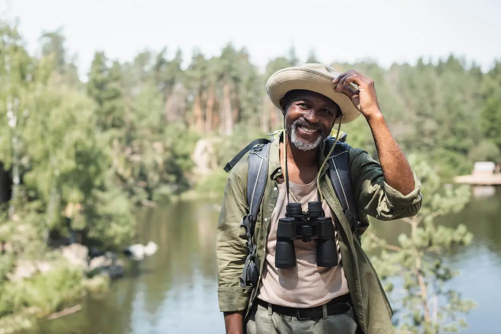 photo of an elderly man travelling through Canada with a super visa from the government of canada